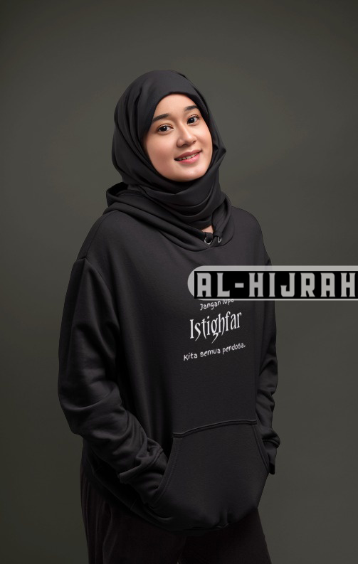 Al-Hijrah Clothes 1